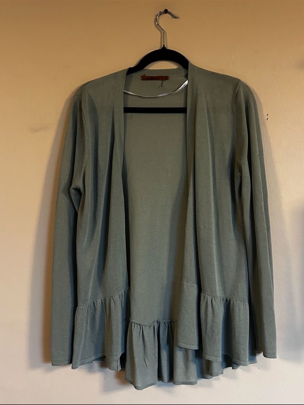 Beldini Sage Green Ruffle Hem Open Front Cardigan Size L